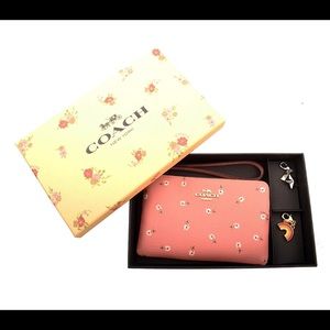 Coach Corner Zip Wristlet Brand NWT